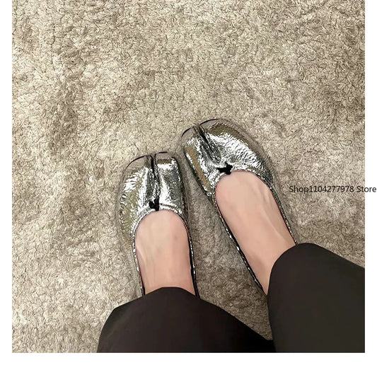 Eloura Flats
