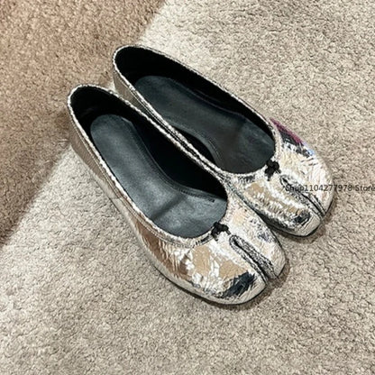 Eloura Flats